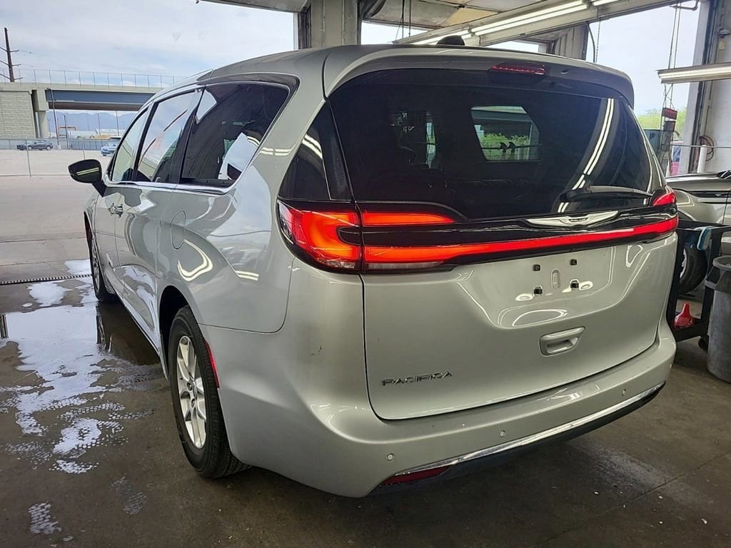 Used 2024 Chrysler Pacifica Touring L Van Passenger Van