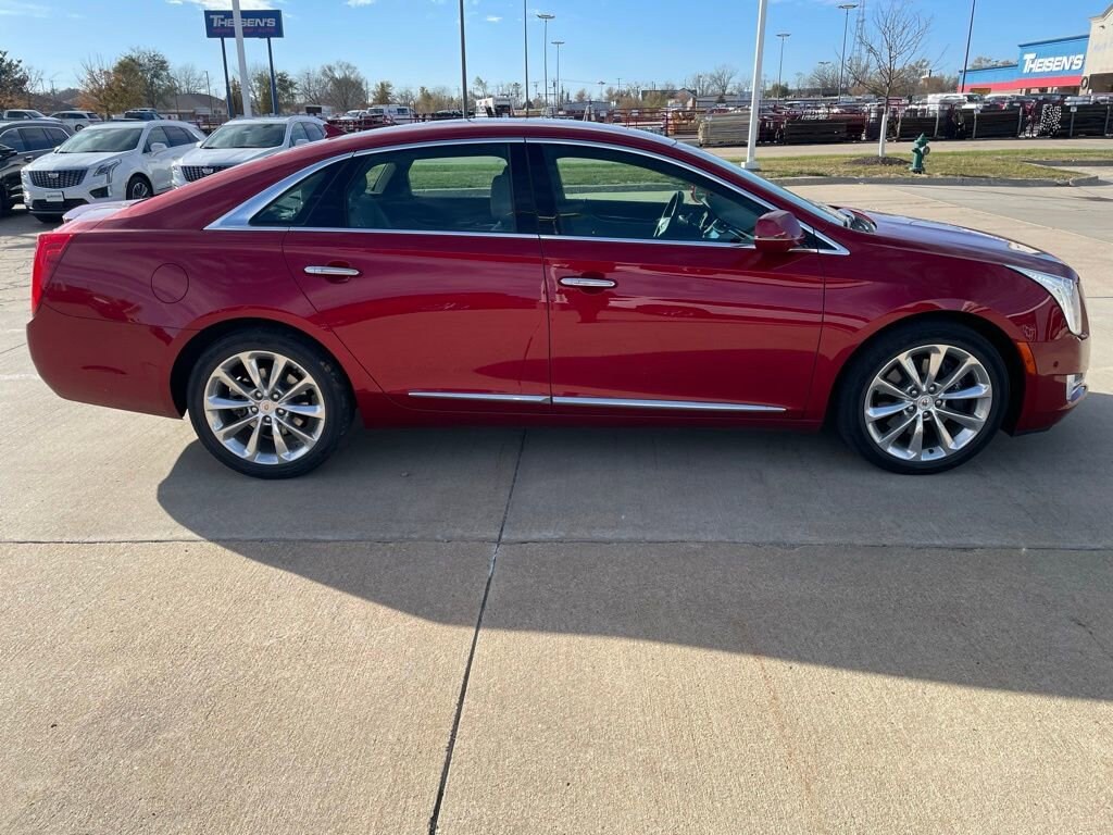 Used 2014 CADILLAC XTS Luxury Sedan