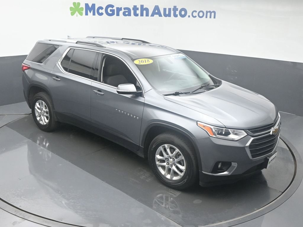 Used 2018 Chevrolet Traverse 1LT with VIN 1GNEVGKWXJJ257350 for sale in Cedar Rapids, IA