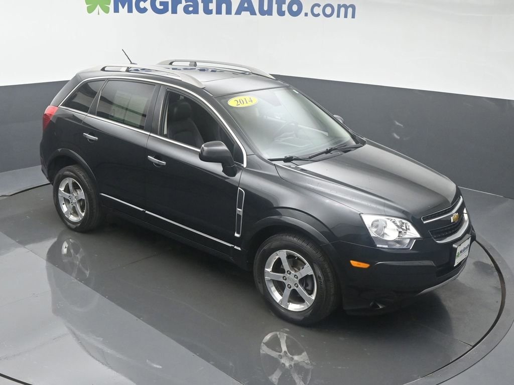 Used 2014 Chevrolet Captiva Sport LT with VIN 3GNAL3EK3ES509935 for sale in Cedar Rapids, IA