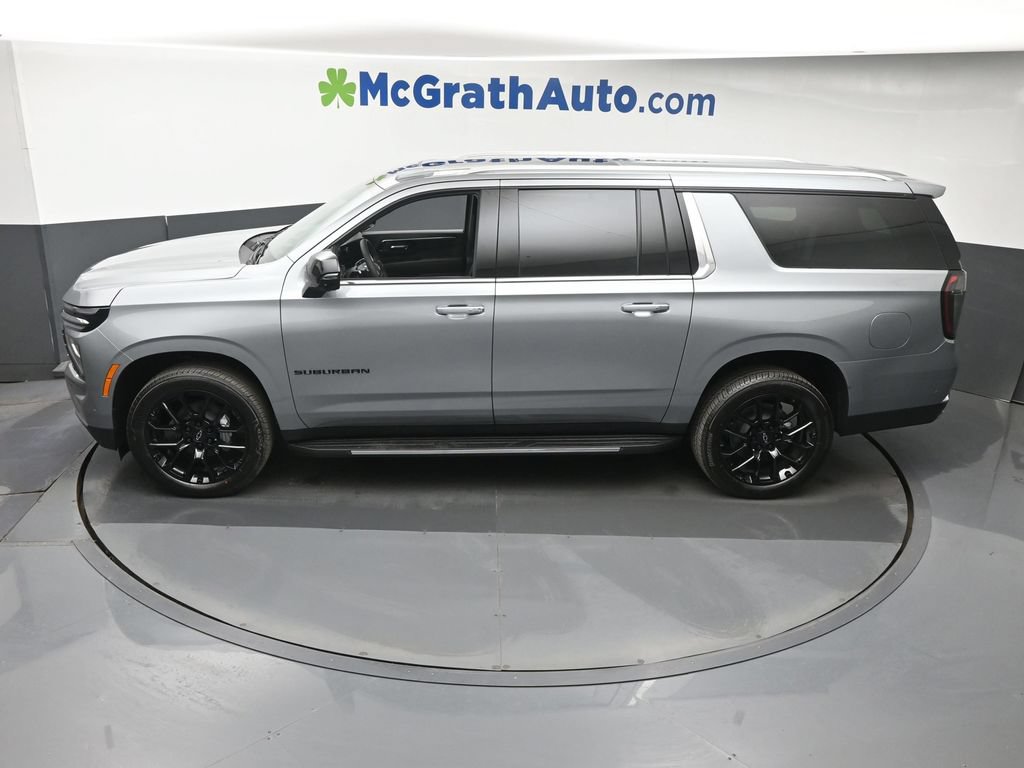 2026 Chevrolet Suburban Premier - Photo 30