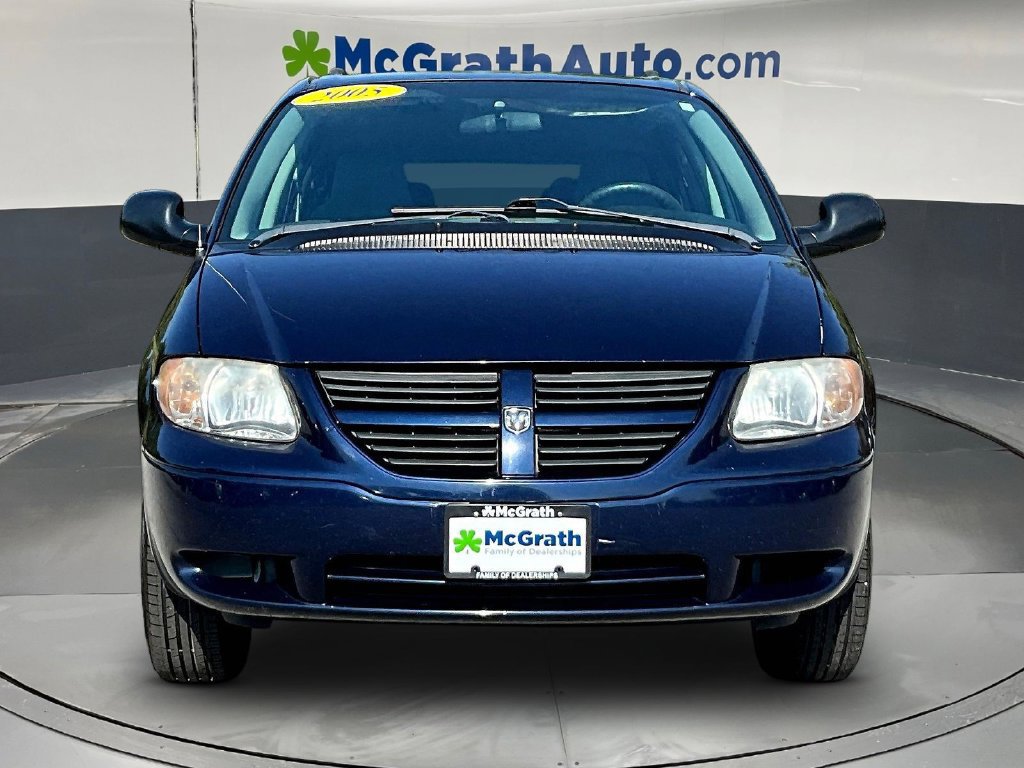 Used 2005 Dodge Caravan SE Van