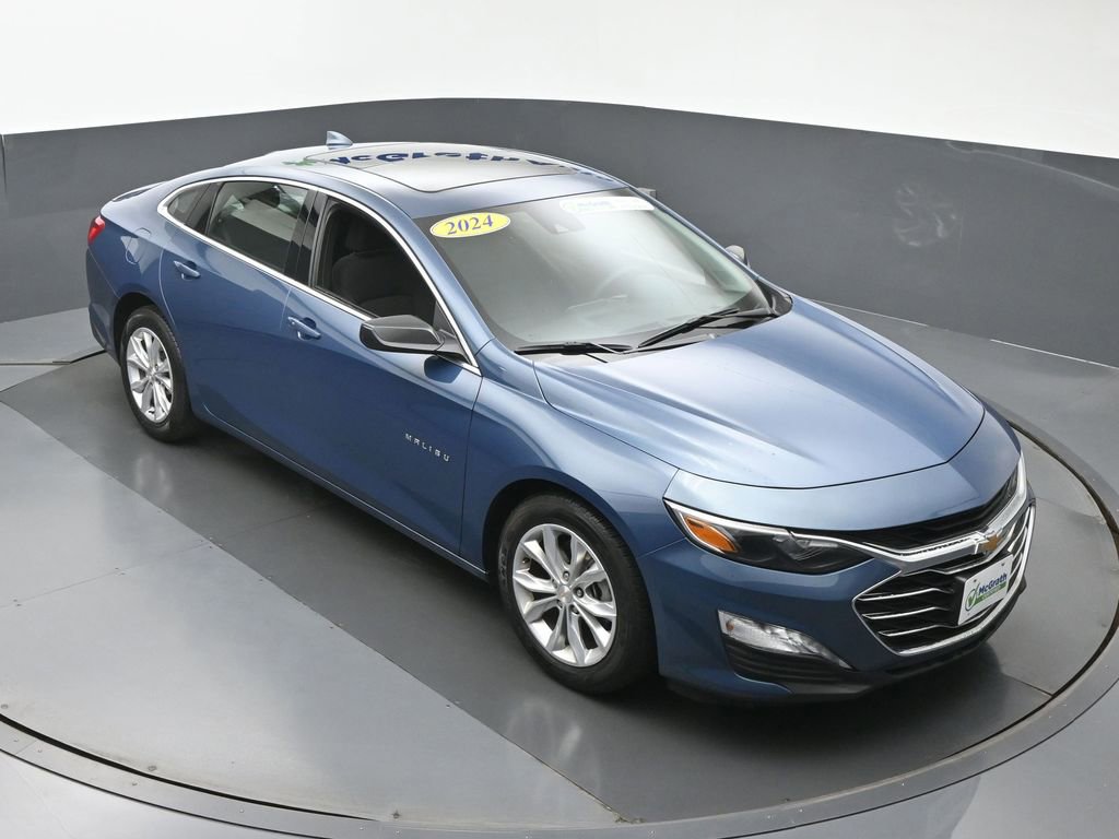 2024 Chevrolet Malibu 1LT photo 2