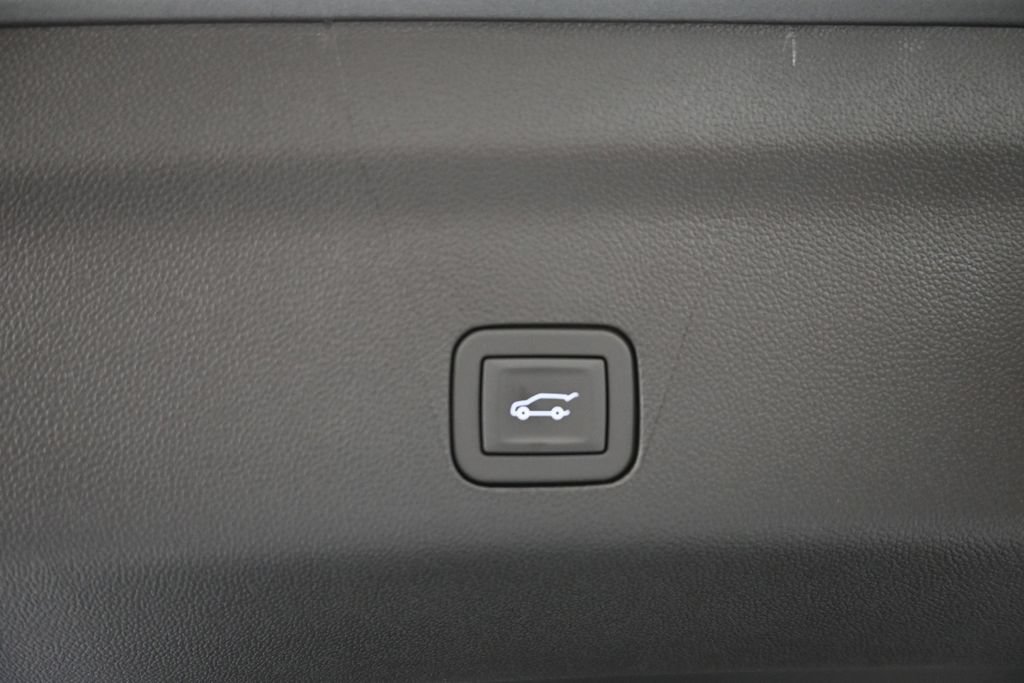 2026 Chevrolet Tahoe Premier - Photo 14