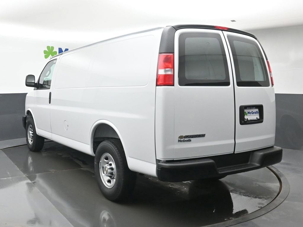 2026 Chevrolet Express Cargo Work Van - Photo 21