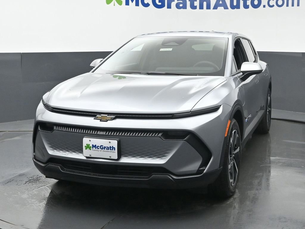2026 Chevrolet Equinox EV 1LT photo 4