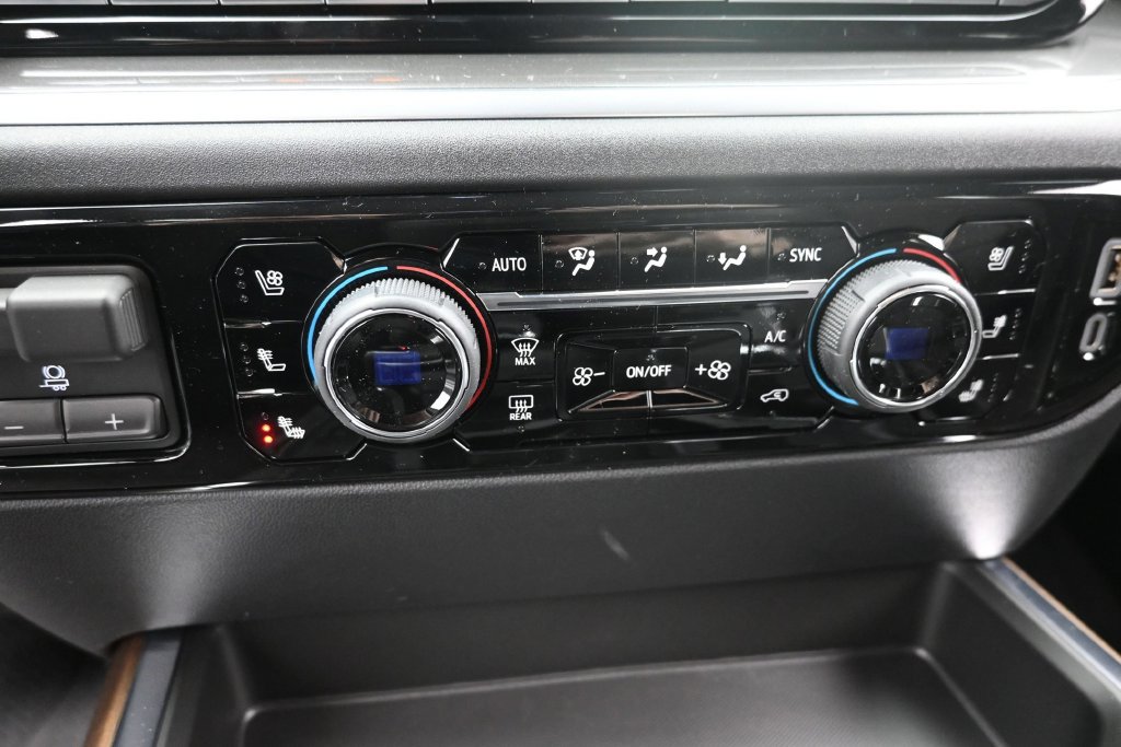 2026 Chevrolet Silverado 1500 High Country - Photo 20