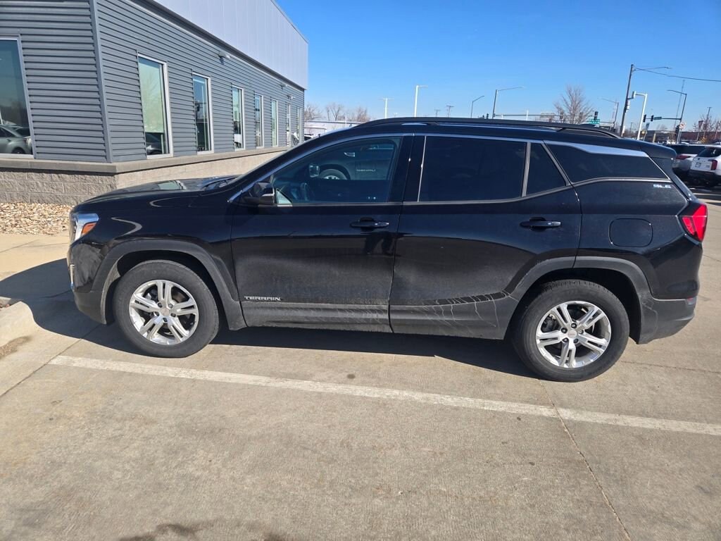 Used 2020 GMC Terrain SLE SUV