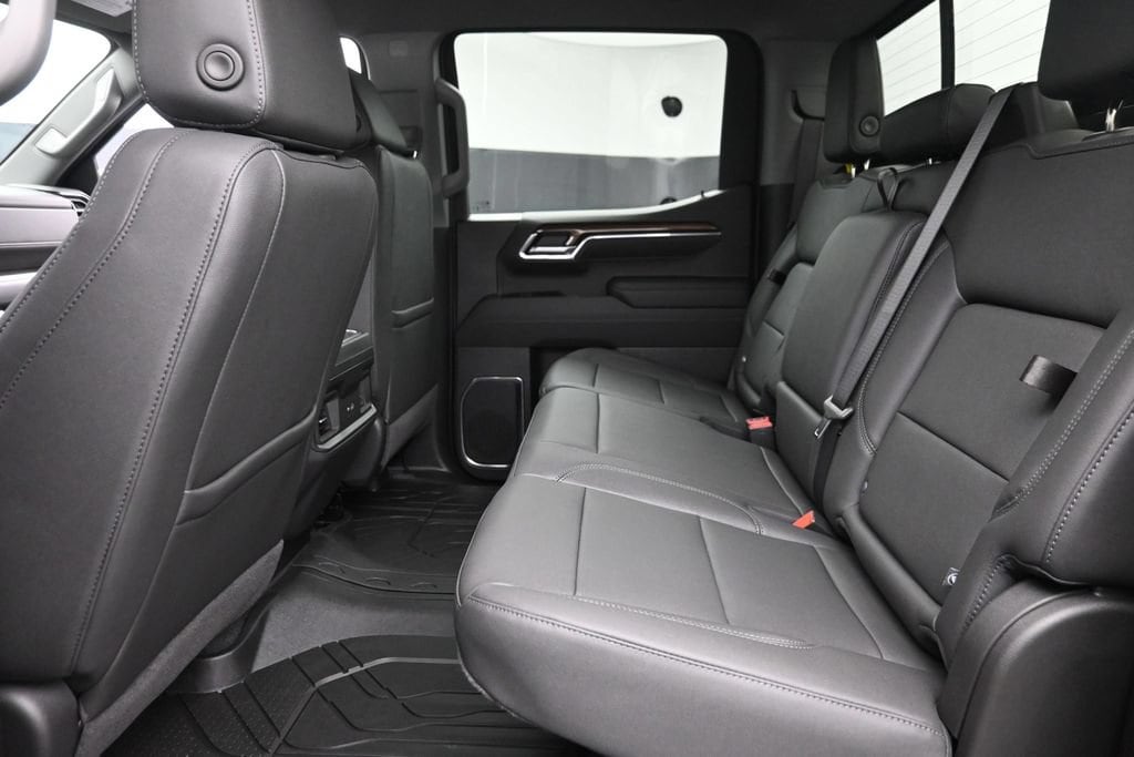 2026 Chevrolet Silverado 1500 LT - Photo 12