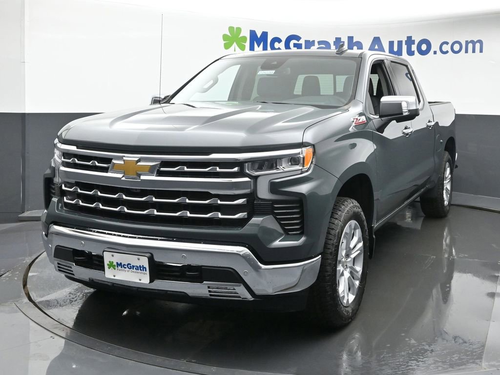 2025 Chevrolet Silverado 1500 LTZ photo 3