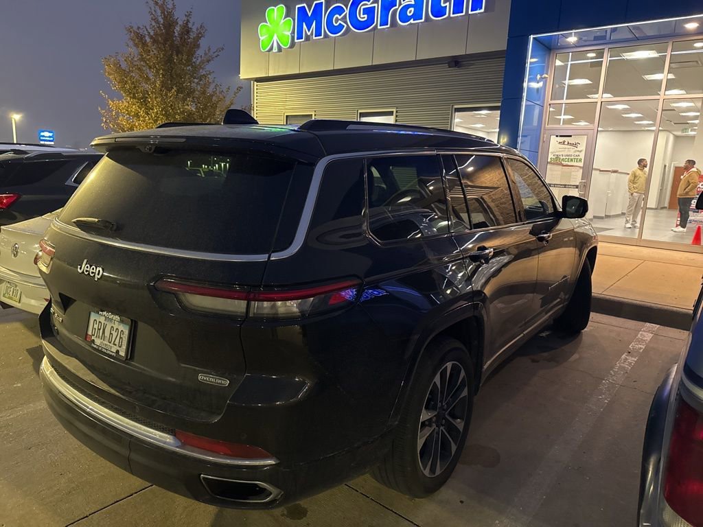 2021 Jeep Grand Cherokee Overland photo 3