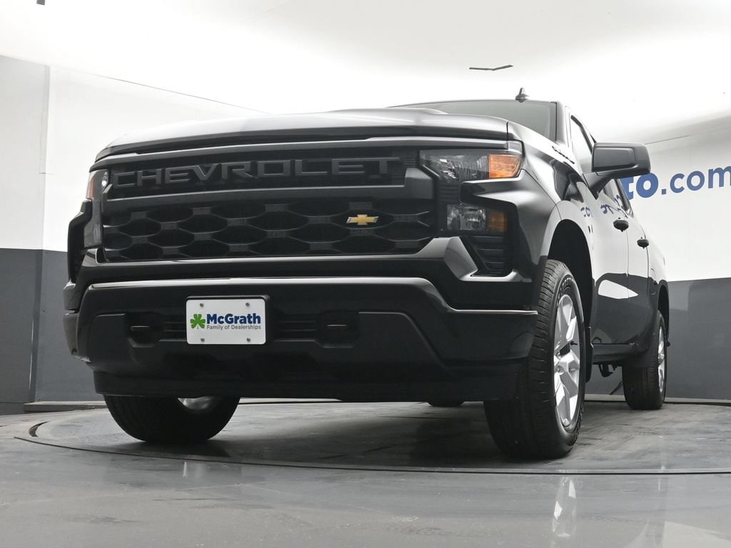 2026 Chevrolet Silverado 1500 Custom - Photo 7