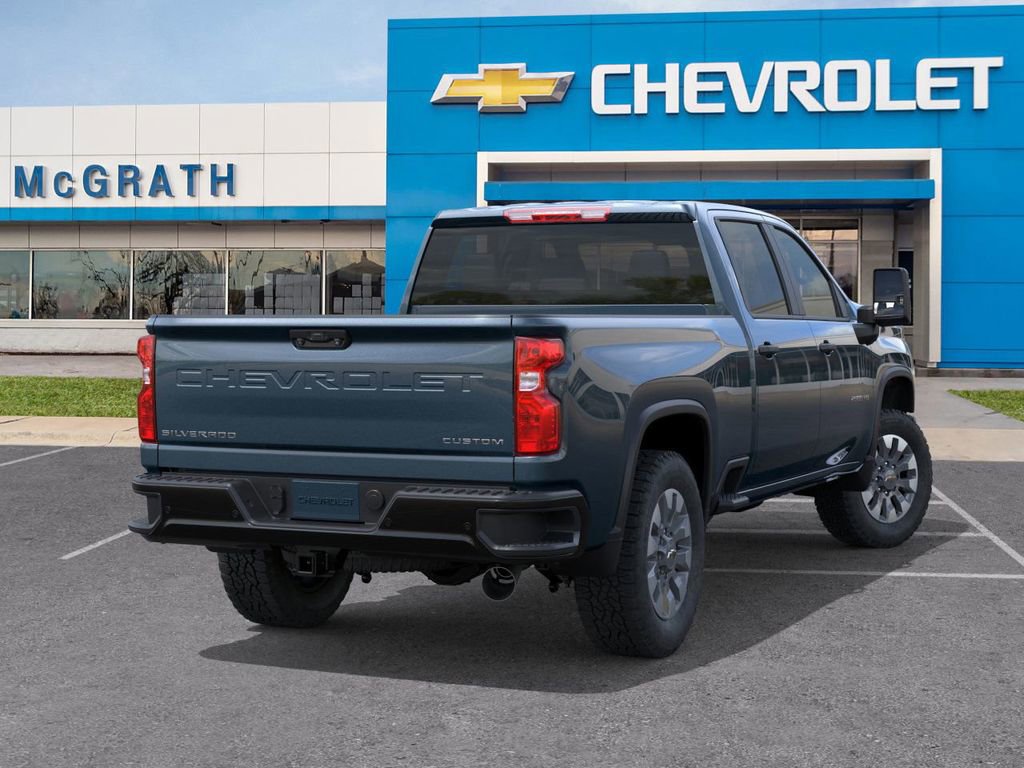 2026 Chevrolet Silverado 2500HD Custom photo 4