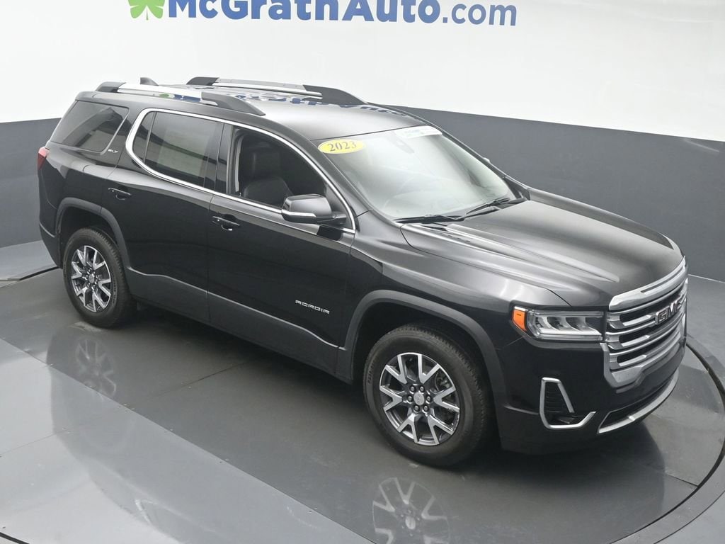 Used 2023 GMC Acadia SLT with VIN 1GKKNML42PZ201991 for sale in Cedar Rapids, IA
