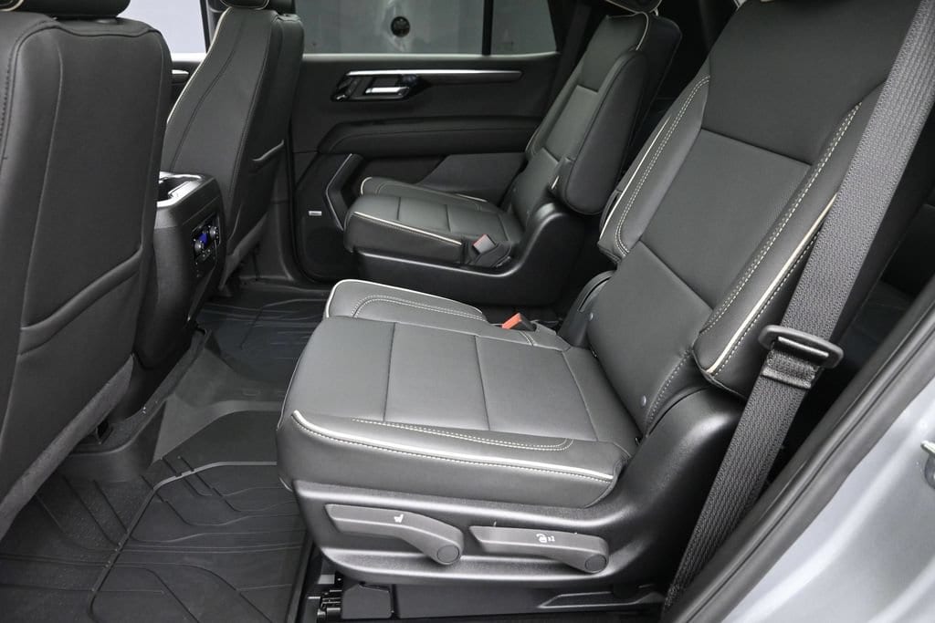2026 Chevrolet Tahoe Premier - Photo 15