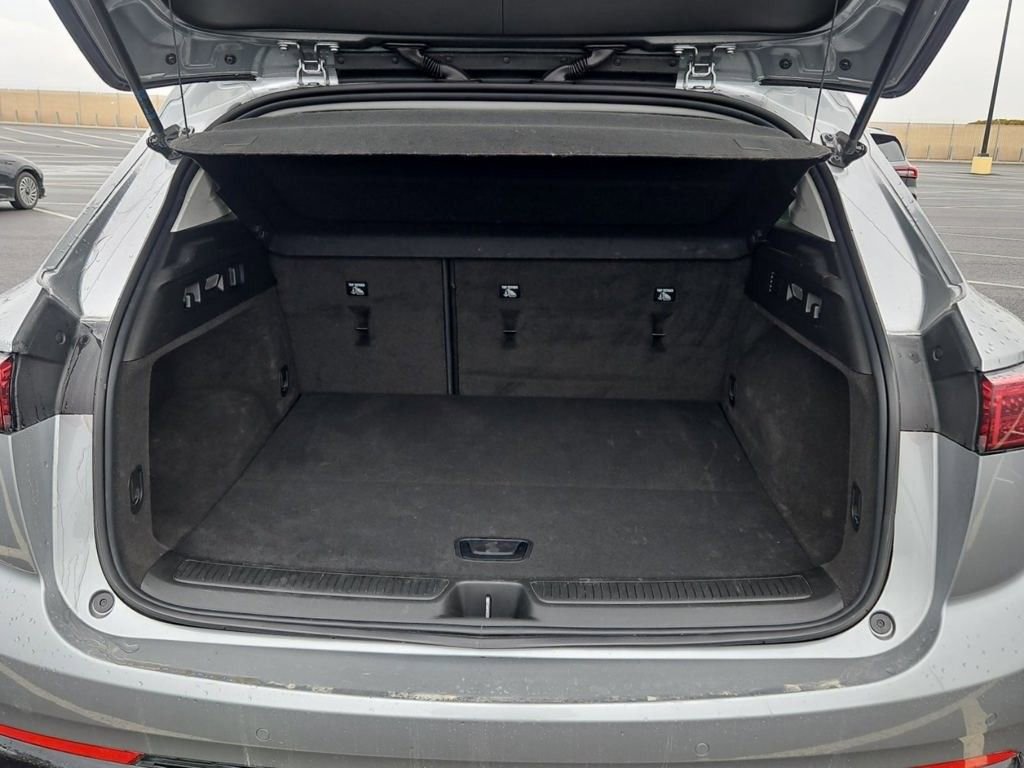 2024 Buick Envision Sport Touring photo 2
