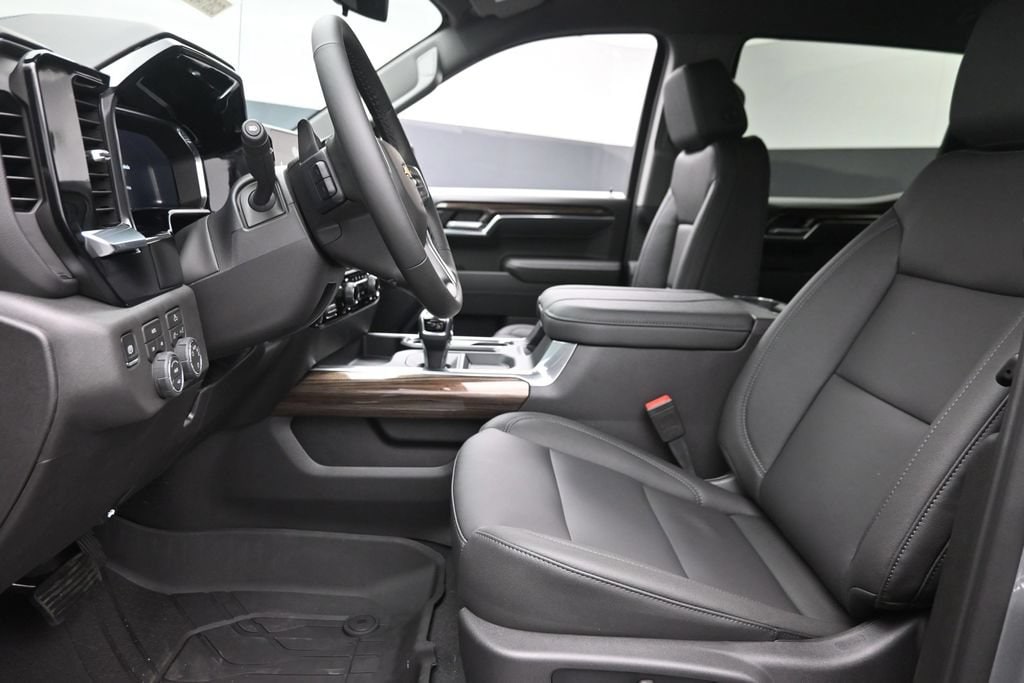 2026 Chevrolet Silverado 1500 LT - Photo 16