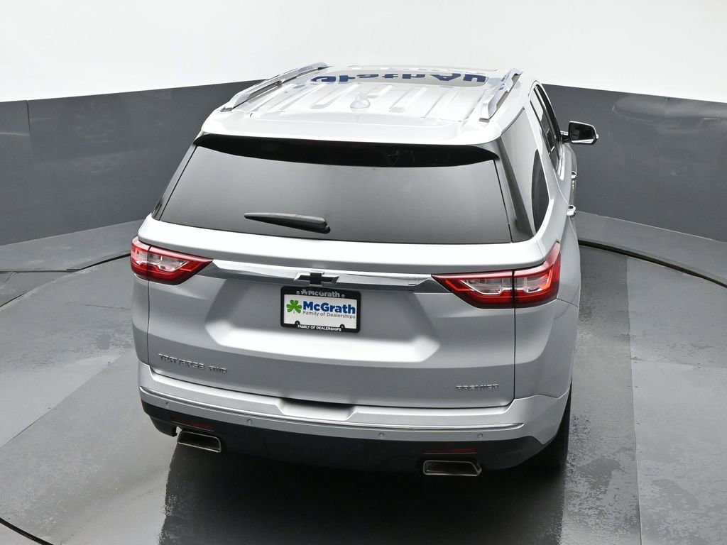 2020 Chevrolet Traverse Premier photo 2