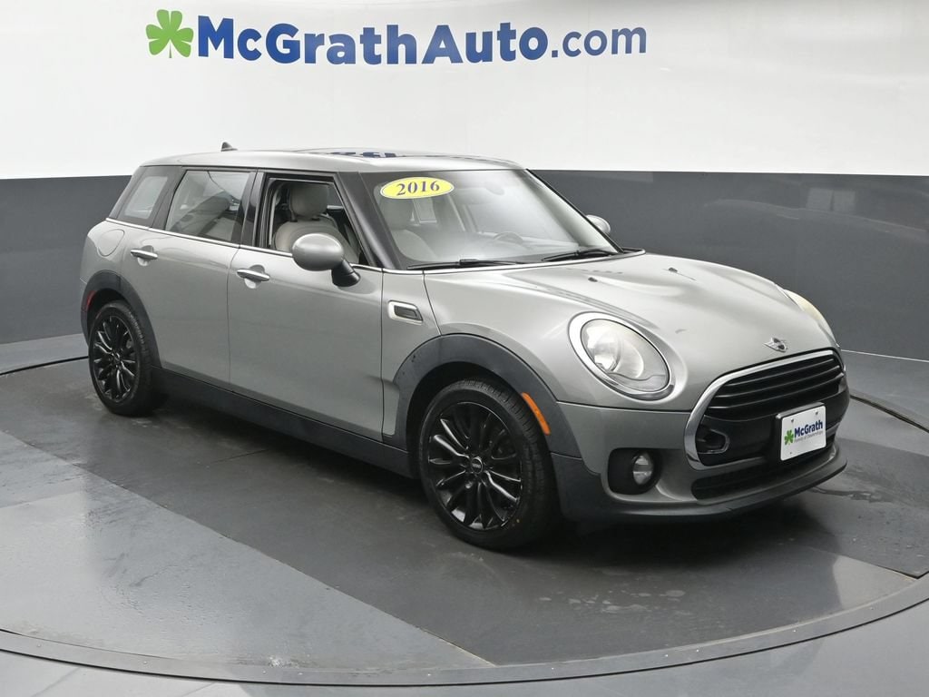 Used 2016 MINI Clubman Base with VIN WMWLN5C54G2E30678 for sale in Cedar Rapids, IA