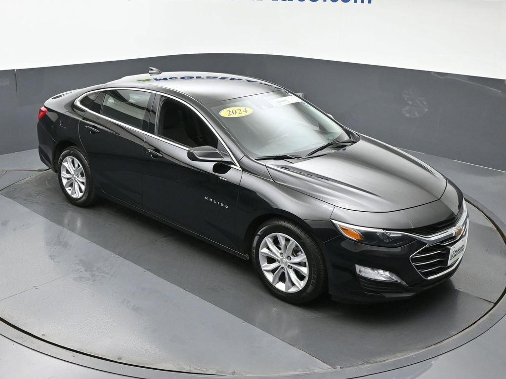 2024 Chevrolet Malibu 1LT photo 2