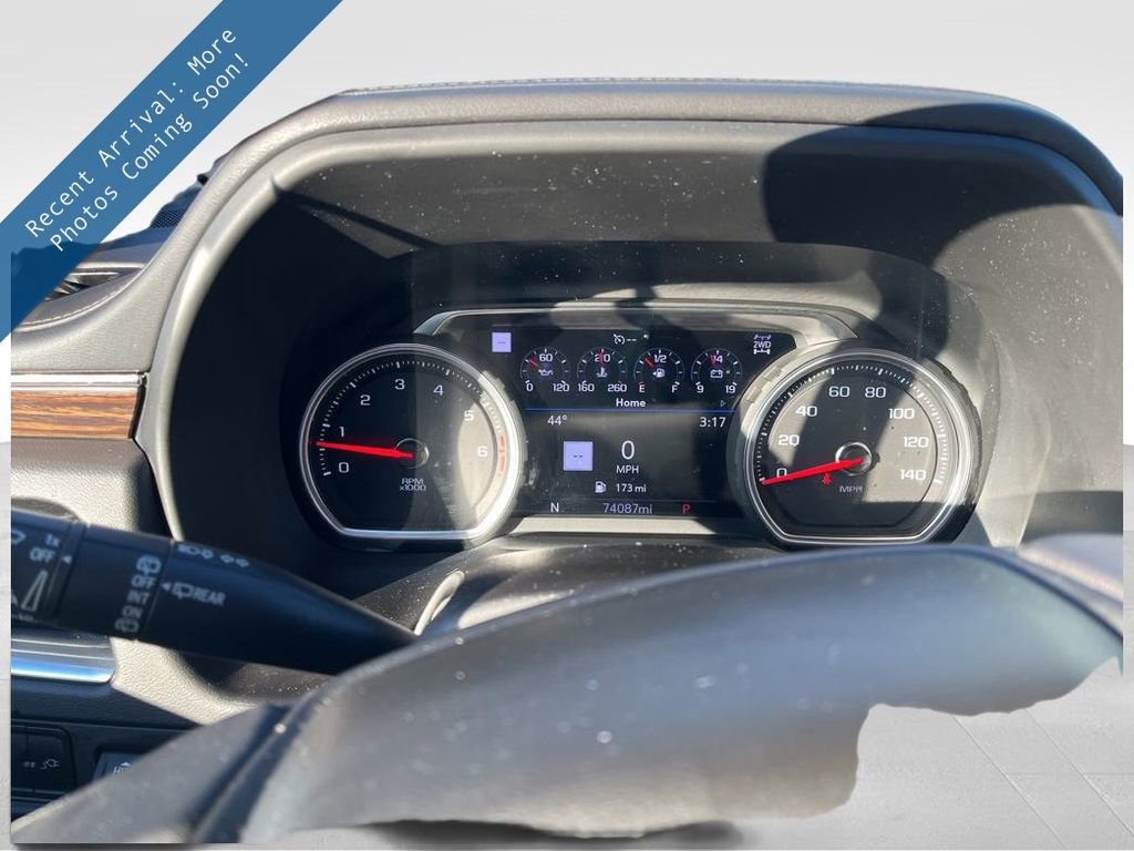 2021 Chevrolet Suburban High Country's photo