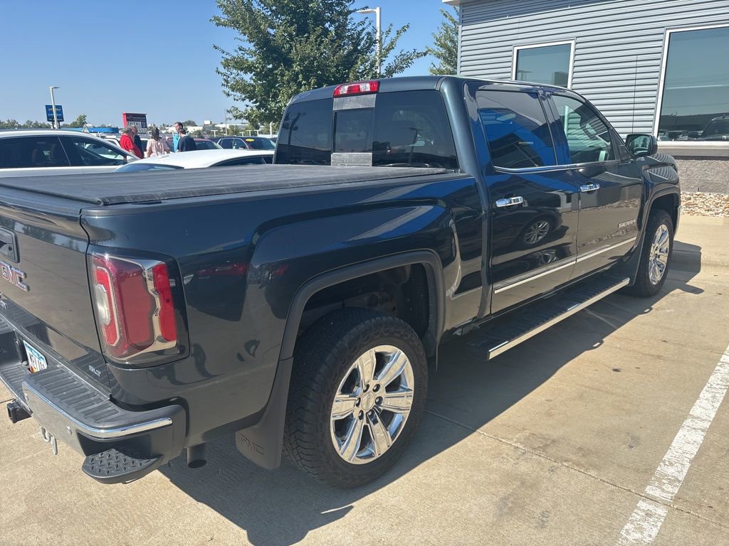 2018 Gmc Sierra 1500 SLT photo 3