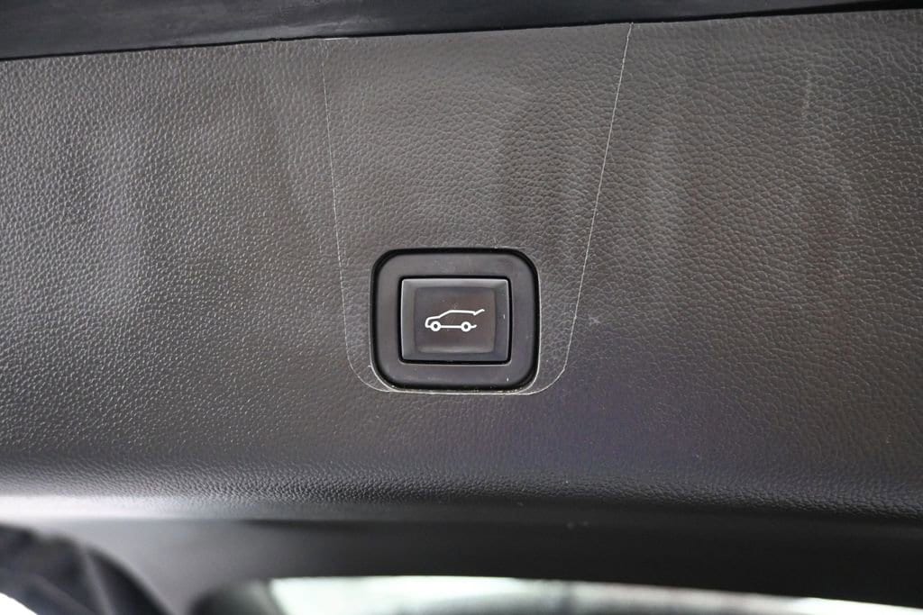 2023 Chevrolet Traverse Premier - Photo 14