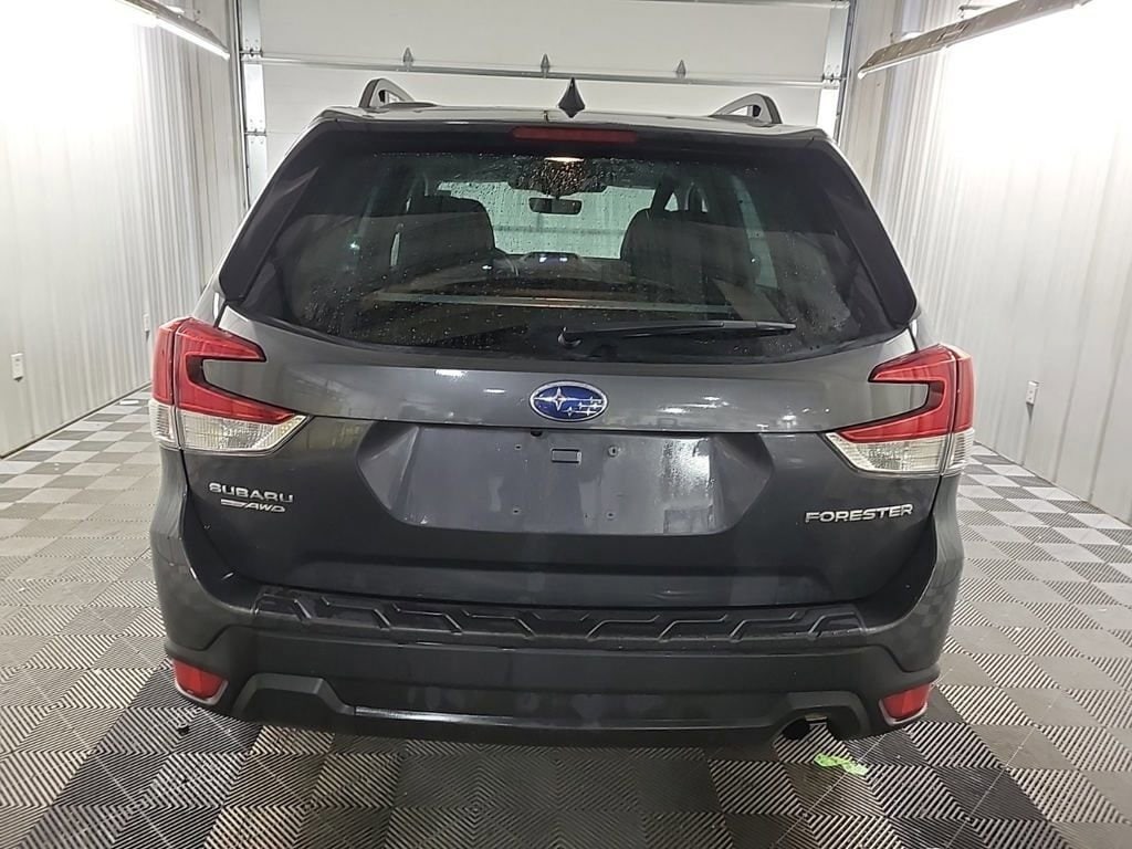 Used 2023 Subaru Forester Premium SUV