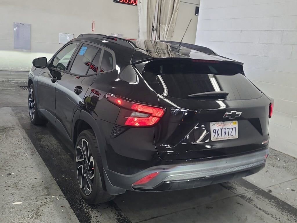 Used 2024 Chevrolet Trax 2RS SUV