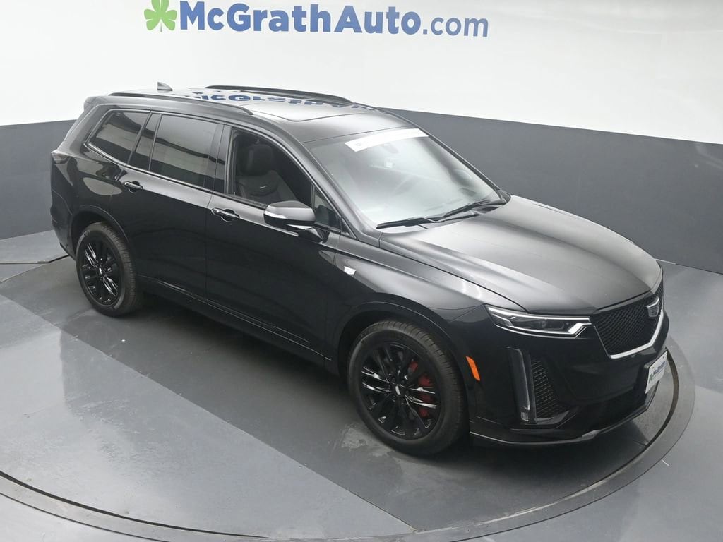 Used 2024 Cadillac XT6 Sport with VIN 1GYKPGRSXRZ735962 for sale in Cedar Rapids, IA