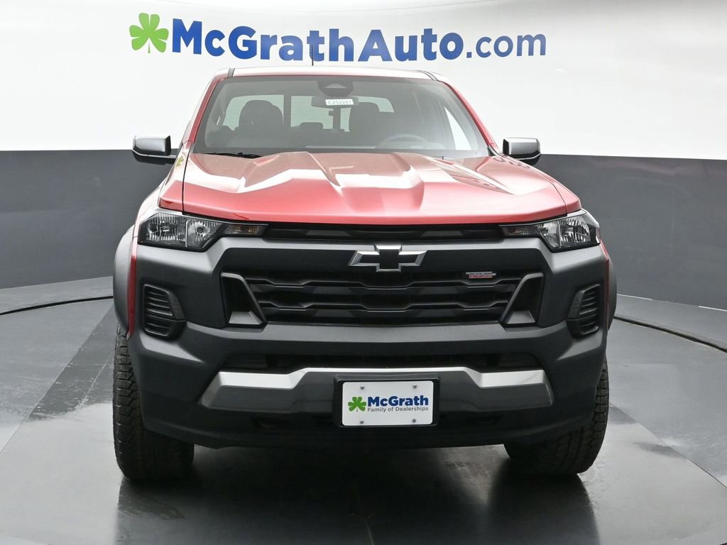 2025 Chevrolet Colorado Trail Boss photo 3