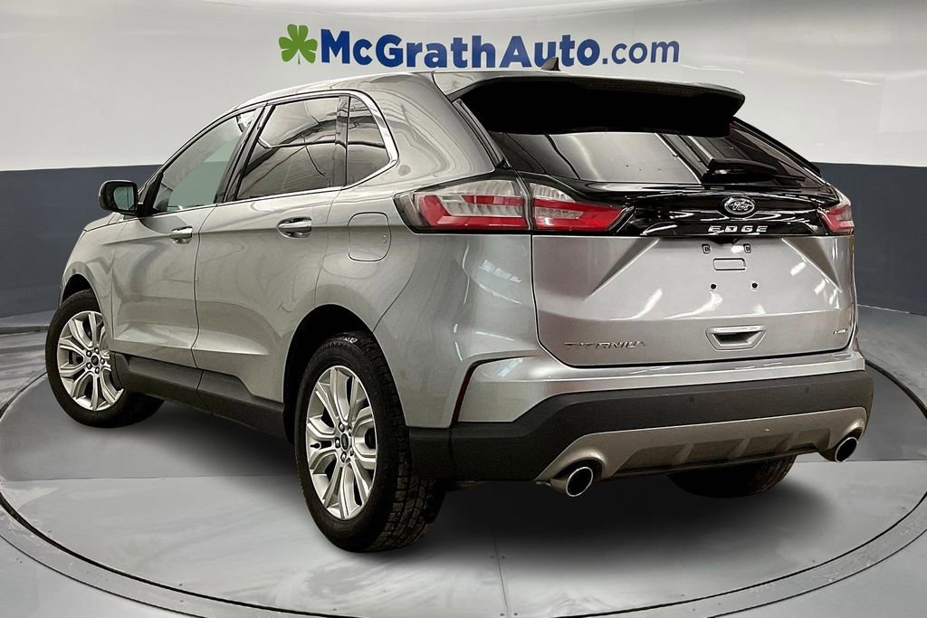 2021 Ford Edge Titanium photo 3