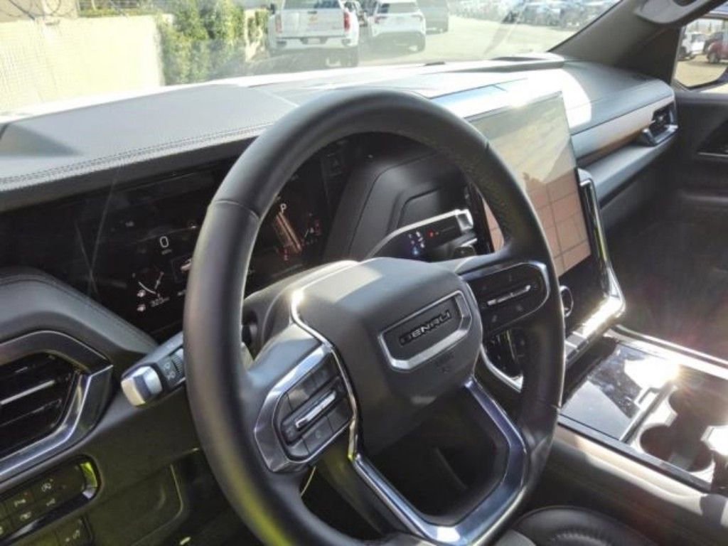 2025 Gmc Yukon XL Denali photo 4