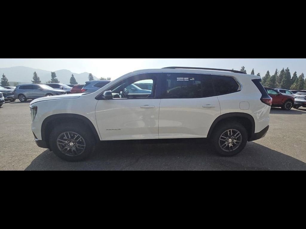 Used 2025 GMC Acadia Elevation SUV