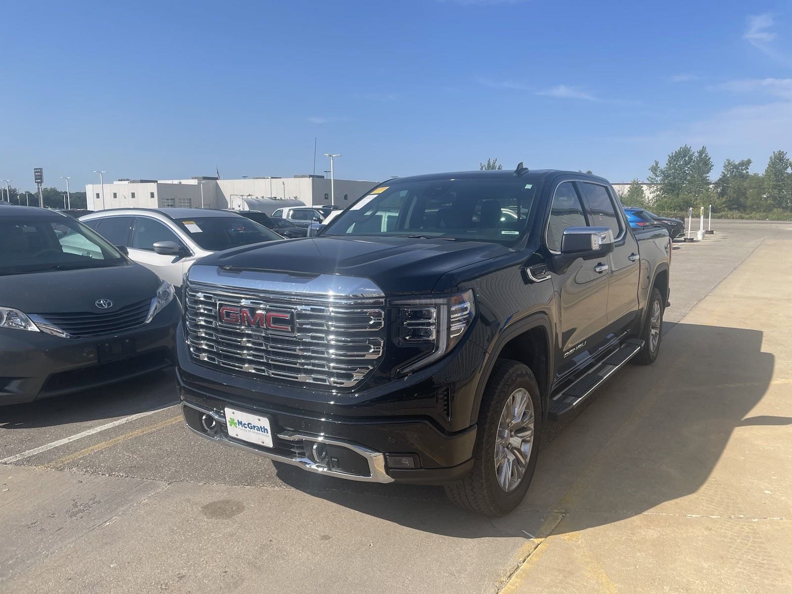 Used 2023 GMC Sierra 1500 Denali Denali with VIN 3GTUUGE88PG344422 for sale in Cedar Rapids, IA