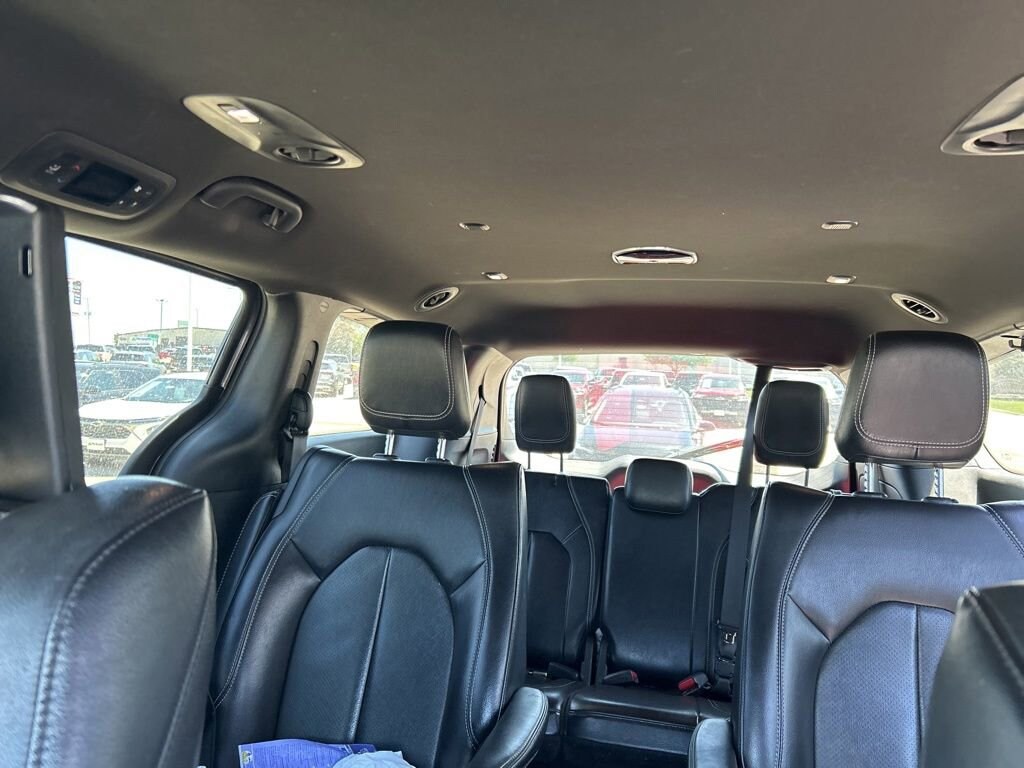 Used 2022 Chrysler Pacifica Hybrid Touring L Van Passenger Van