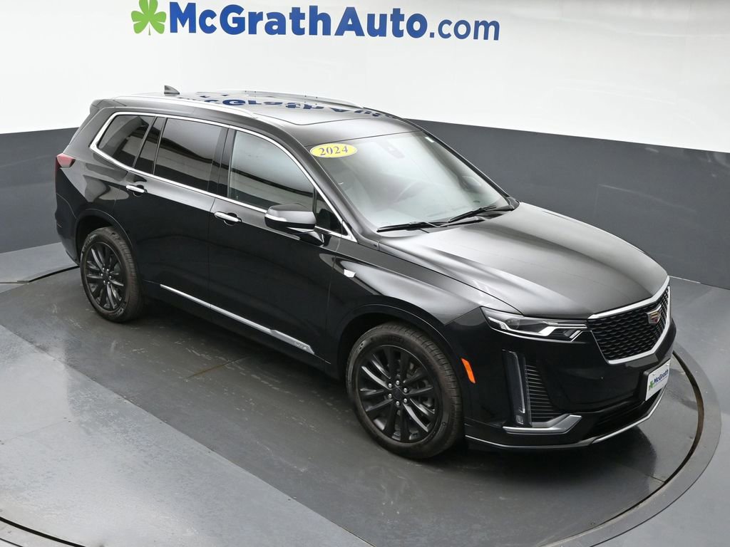 2024 Cadillac XT6 Premium Luxury photo 2