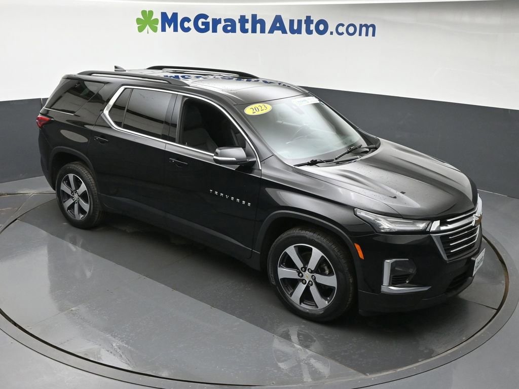 Used 2023 Chevrolet Traverse LT Leather SUV
