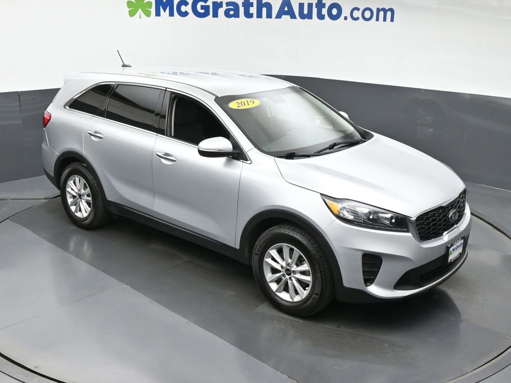 2019 Kia Sorento L photo 2