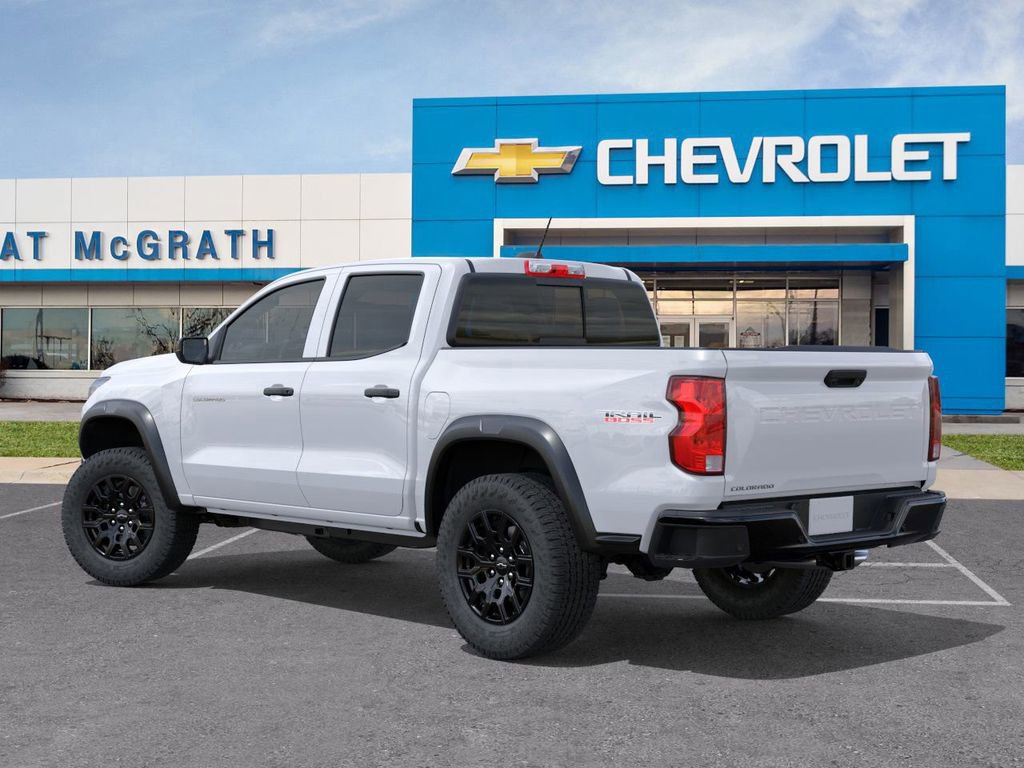 2026 Chevrolet Colorado Trail Boss photo 2