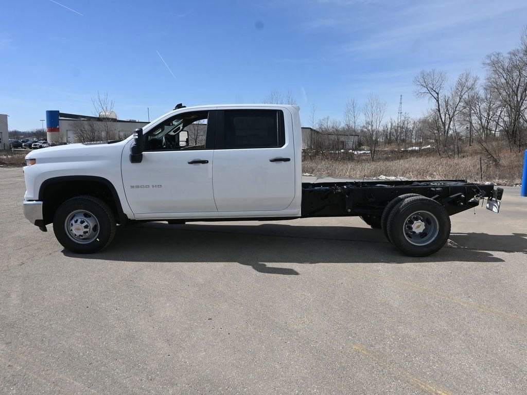 New 2026 Chevrolet Silverado 3500 HD Chassis Cab Work Truck Truck