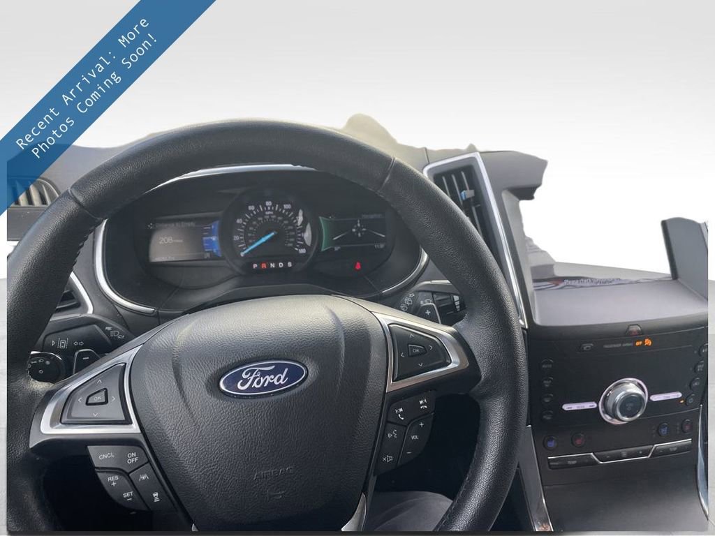 2020 Ford Edge Titanium's photo