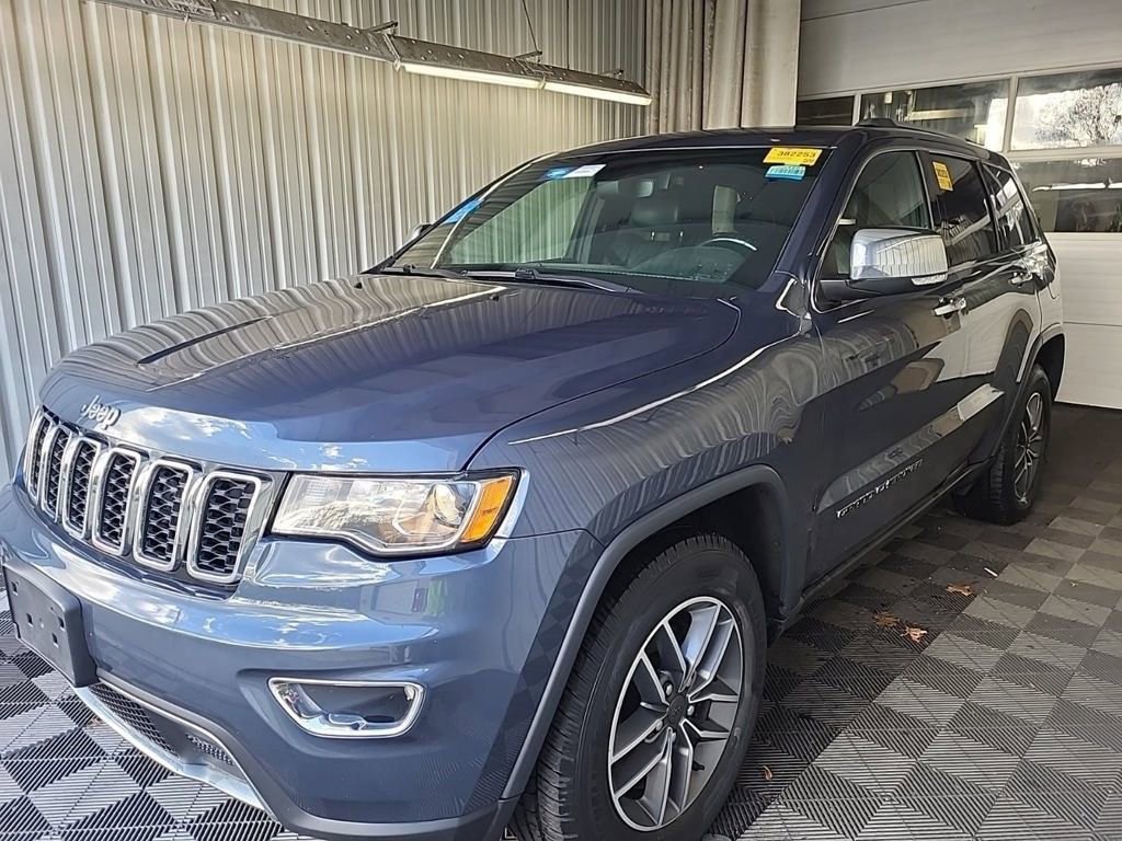2020 Jeep Grand Cherokee Limited photo 2