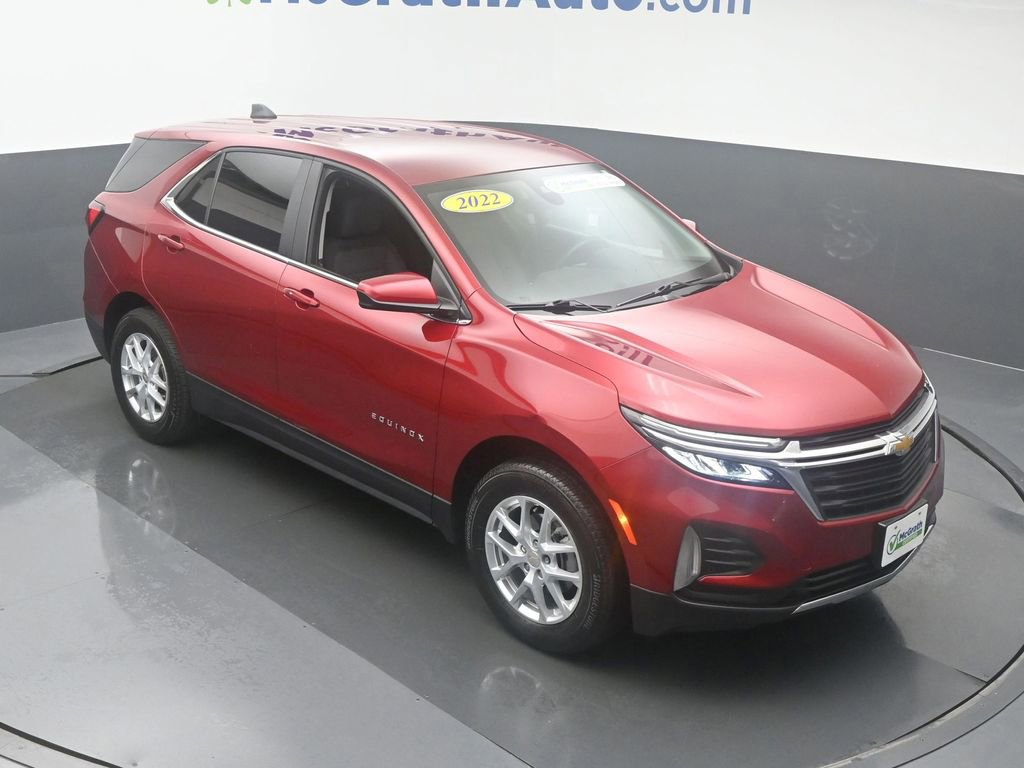 2022 Chevrolet Equinox LT photo 2