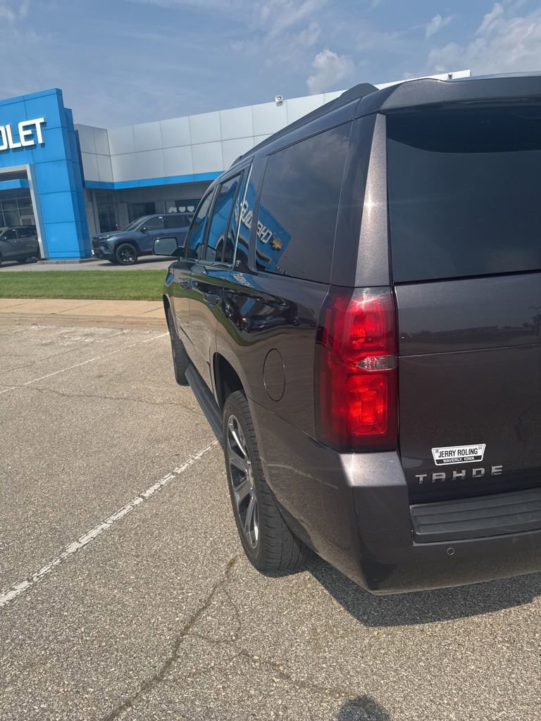 2017 Chevrolet Tahoe LT photo 3