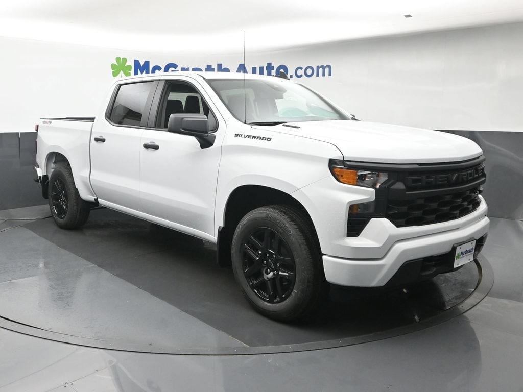 New 2026 Chevrolet Silverado 1500 Custom Truck