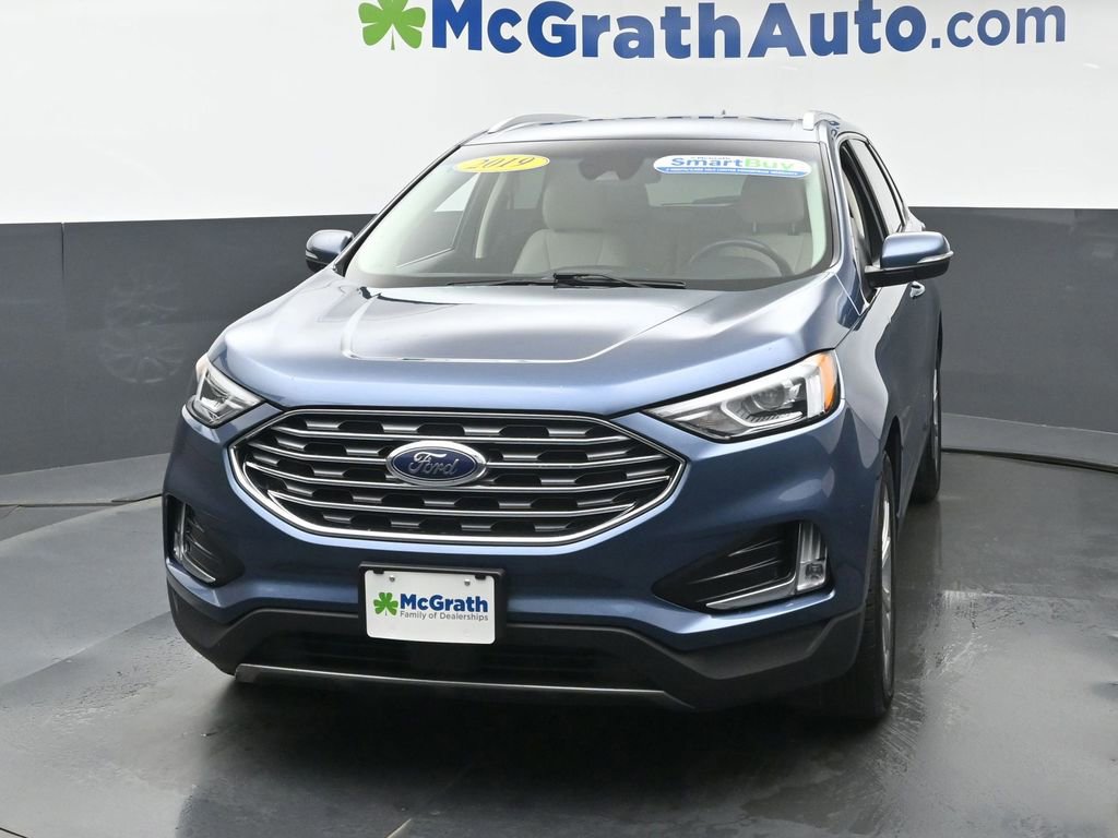 2019 Ford Edge Titanium photo 4