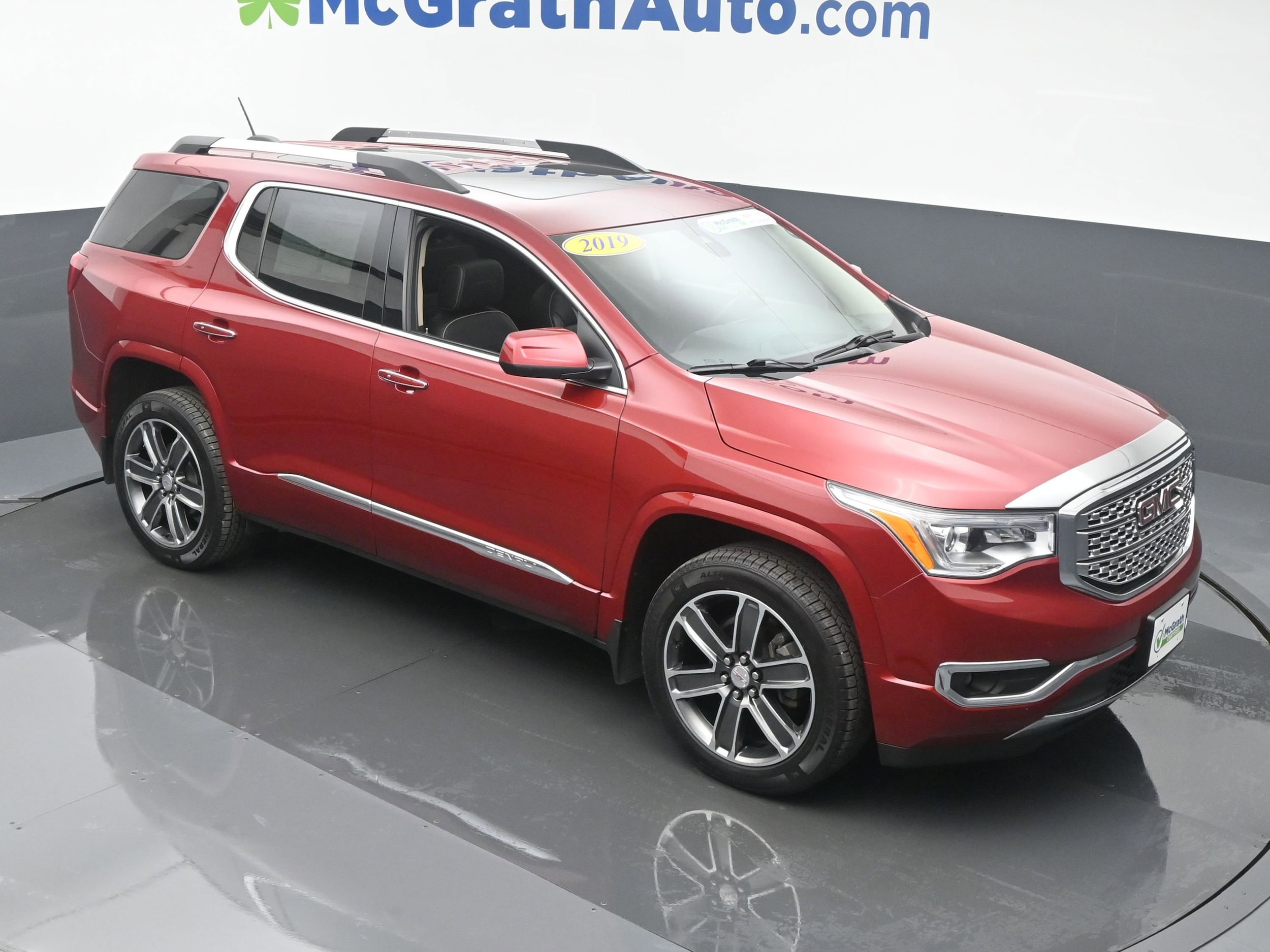 Used 2019 GMC Acadia Denali with VIN 1GKKNXLS7KZ288506 for sale in Cedar Rapids, IA