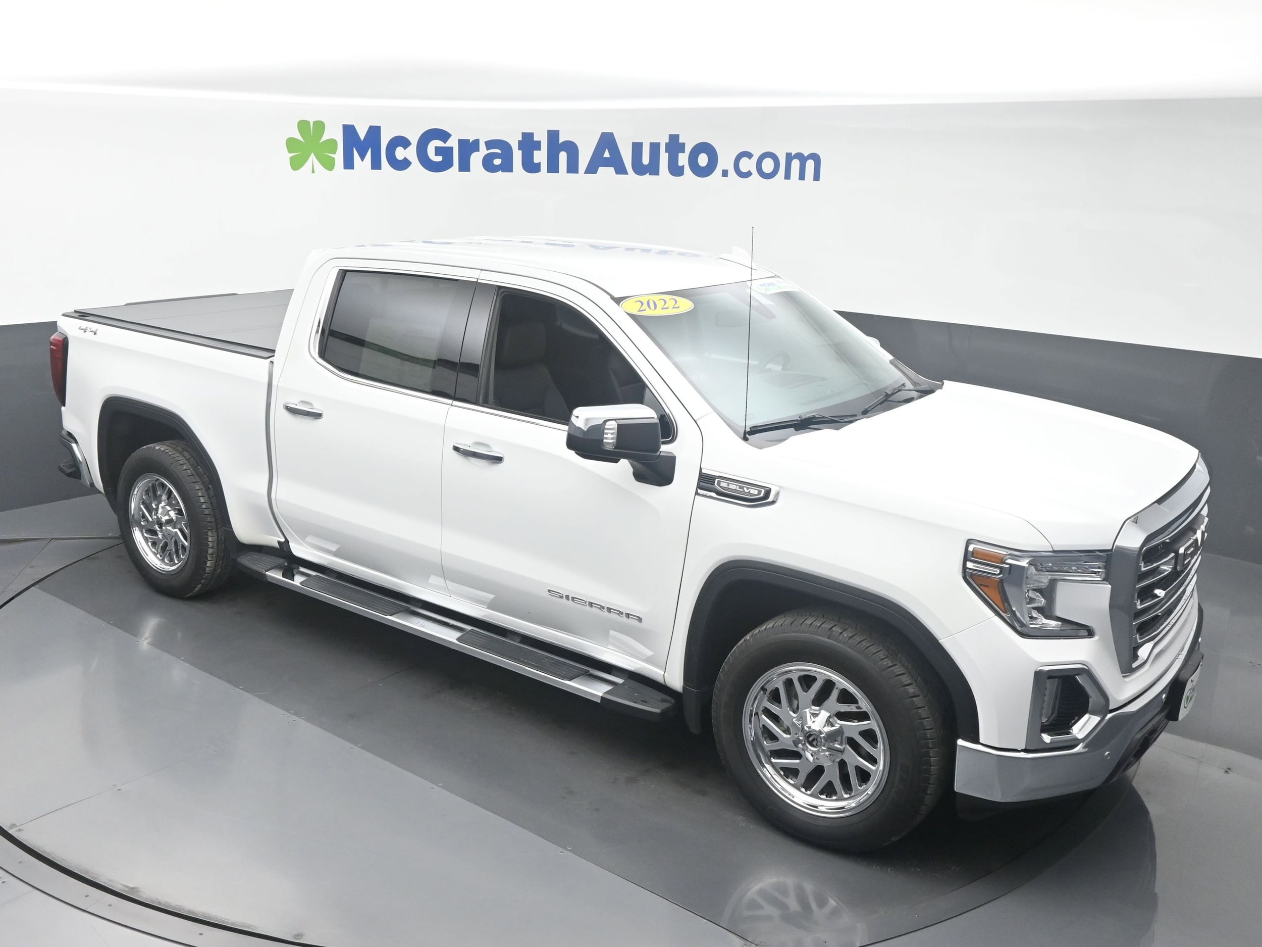 Used 2022 GMC Sierra 1500 Limited SLT with VIN 3GTU9DEDXNG160724 for sale in Cedar Rapids, IA