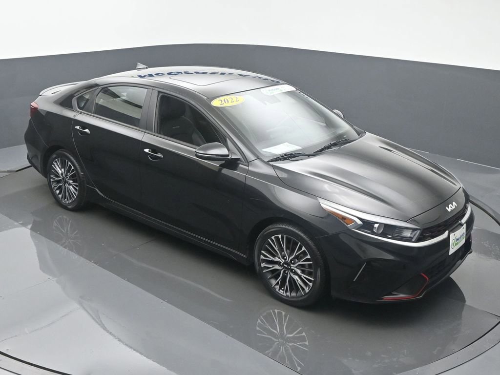 Used 2022 Kia FORTE GT-Line with VIN 3KPF54AD8NE499309 for sale in Cedar Rapids, IA